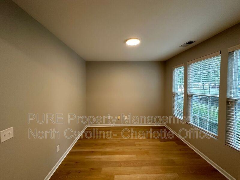 9974 Evergreen Terrace Dr - Photo 6 of 37