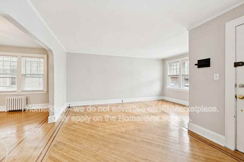 11 Cedar St - Photo 6 of 32