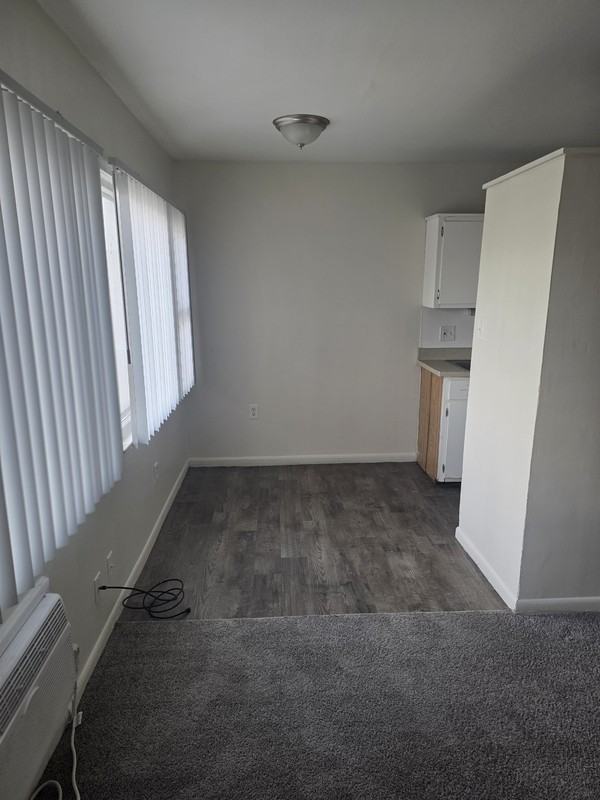 35505 E Michigan Ave - Photo 3 of 10