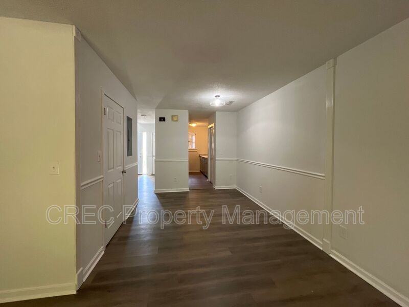 2757 Jobee Dr - Photo 5 of 11