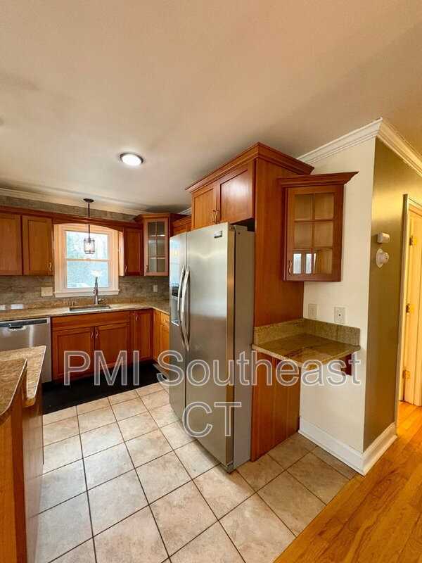 49 Deer Ridge Rd - Photo 7 of 26