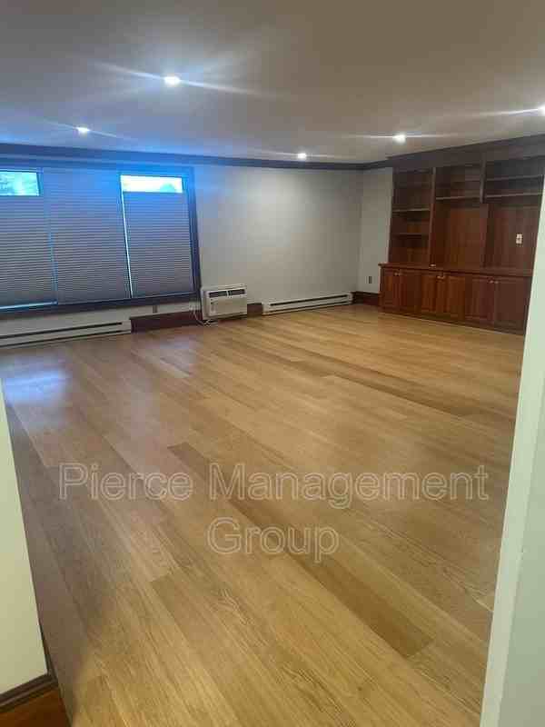 55 River Rd #2A - Photo 3 of 14