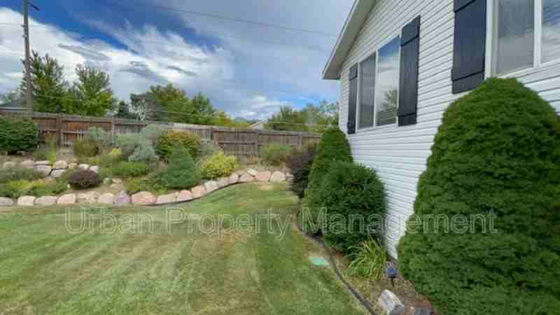 332 Westnorth - Photo 2 of 10