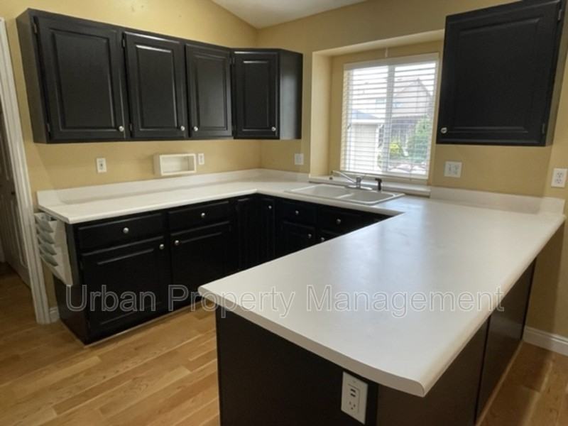 332 Westnorth - Photo 7 of 10