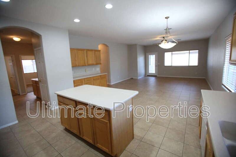 8336 W Pontiac Dr - Photo 4 of 11