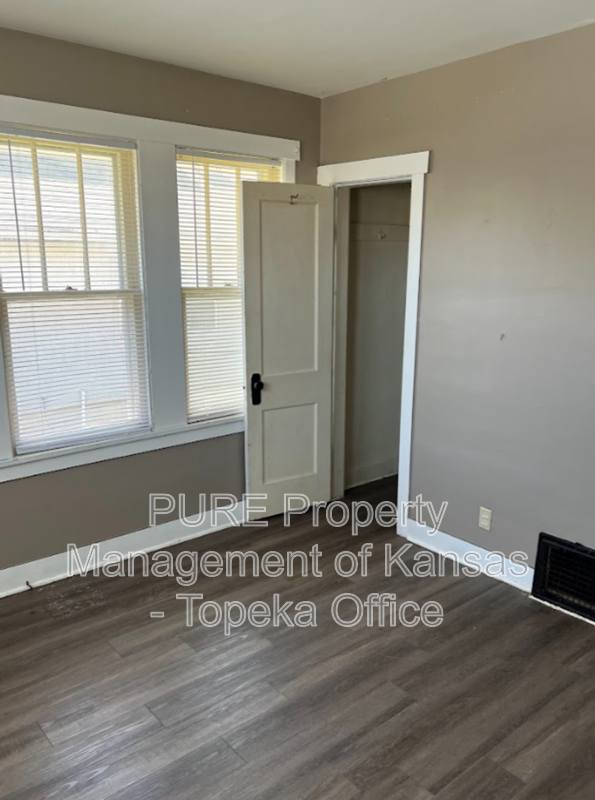 1020 Sw Woodward Ave - Photo 4 of 8