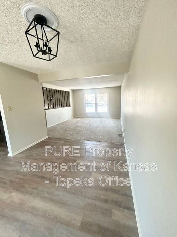 2746 Se Lakeshore Blvd - Photo 3 of 18