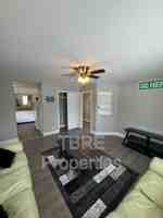 featured image of 1528 6th Ave #4