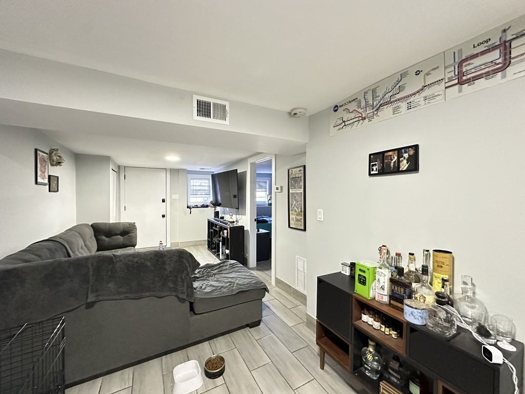 1721 N Mozart St #G - Photo 7 of 21