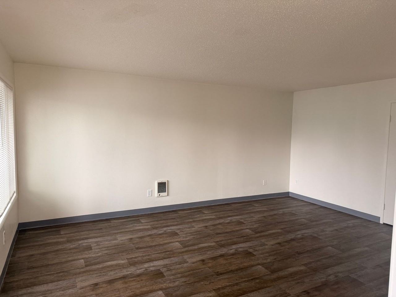 S815 - Star Apartments - Photo 4 of 42