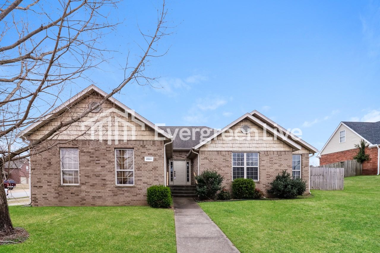 1511 Goldenrod Ln