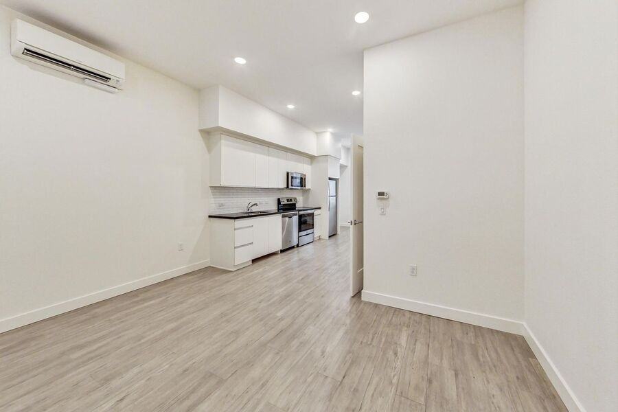 411 29th Street - Photo 3 of 27