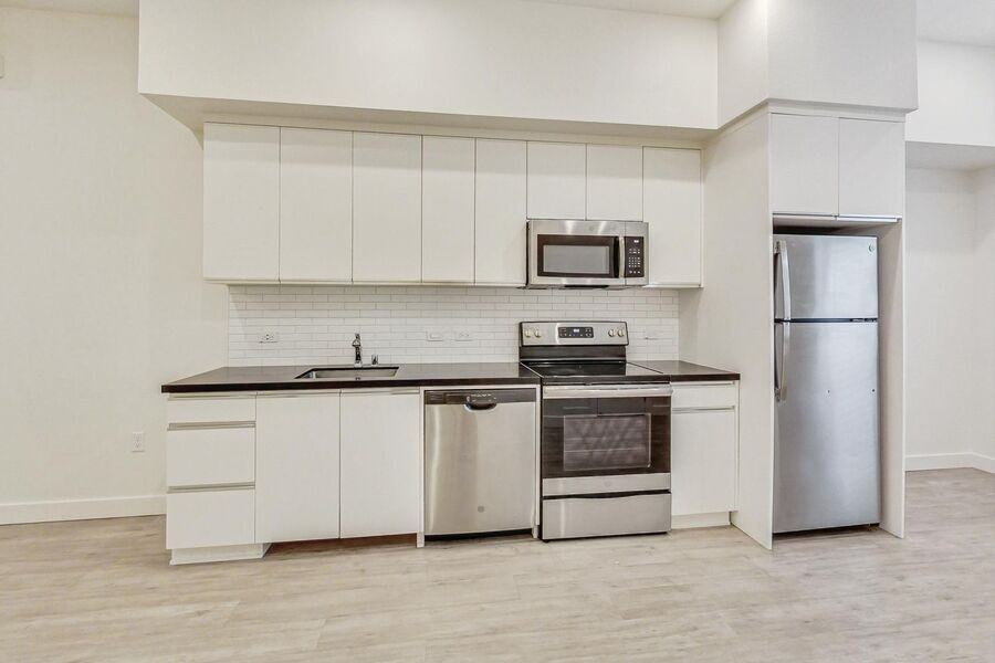 411 29th Street - Photo 4 of 27