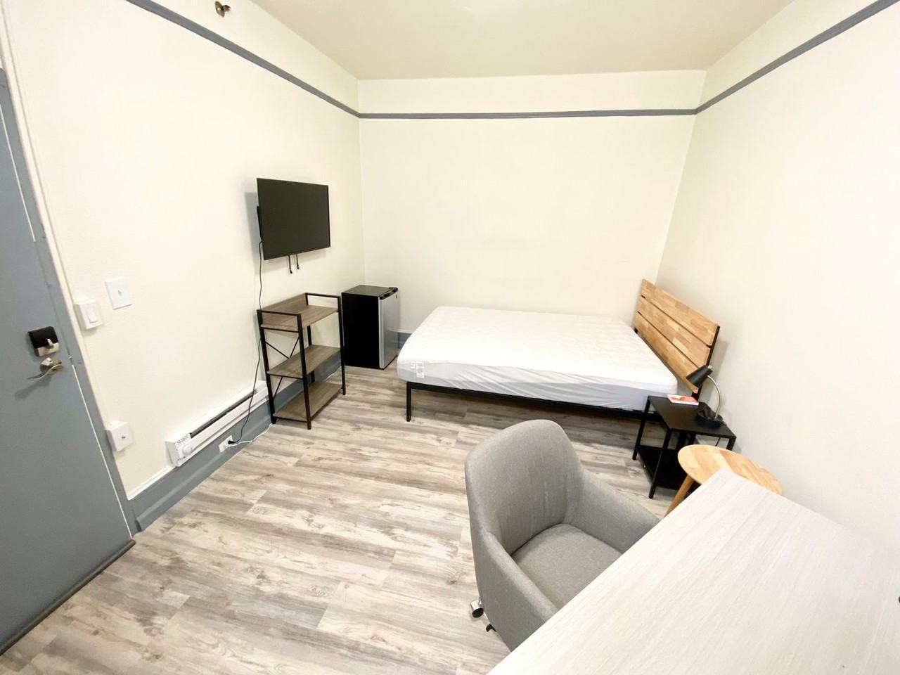 1010 Bush Street - Photo 3 of 21