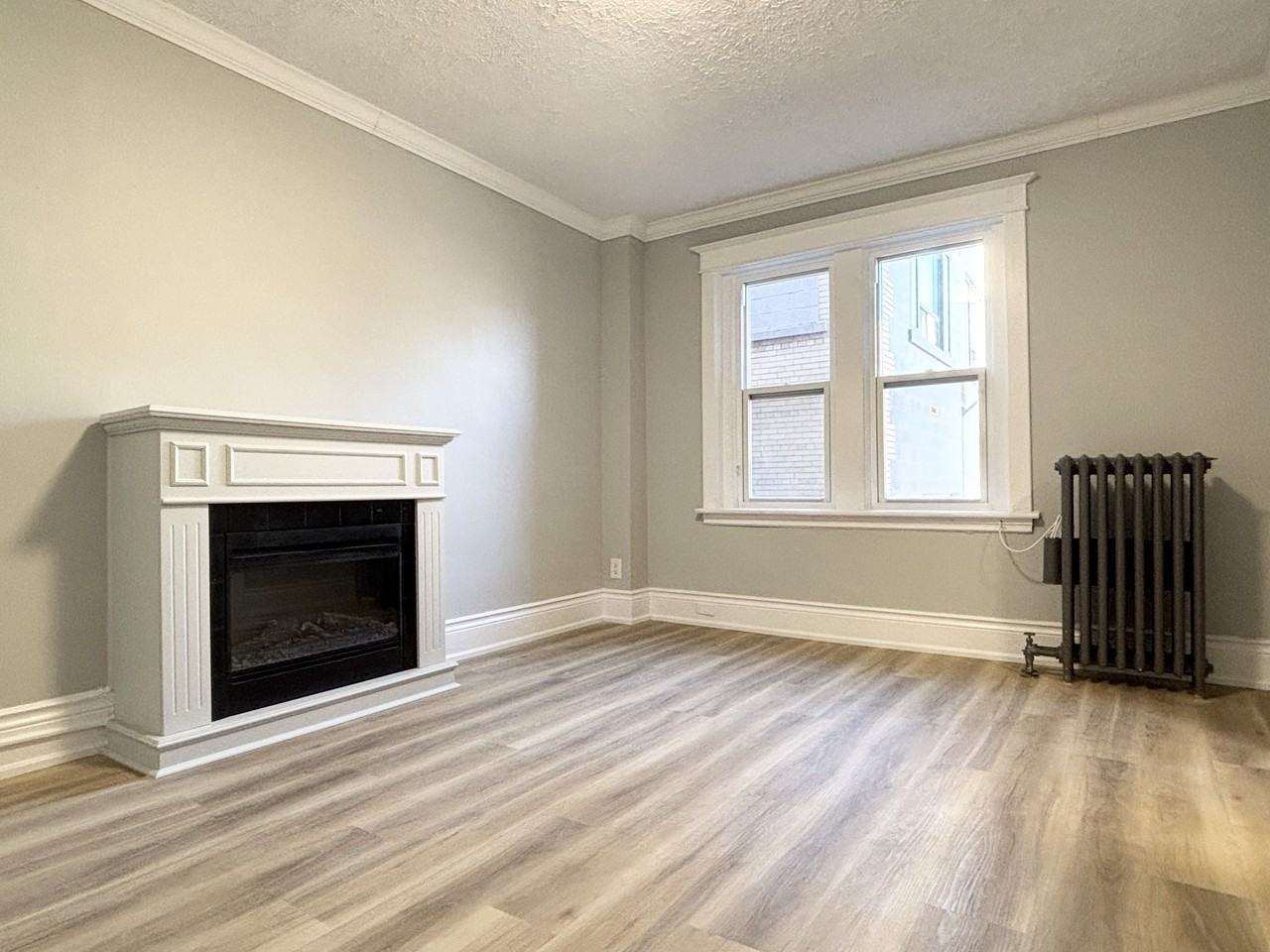 624 Main Street East #5 - Photo 2 of 10