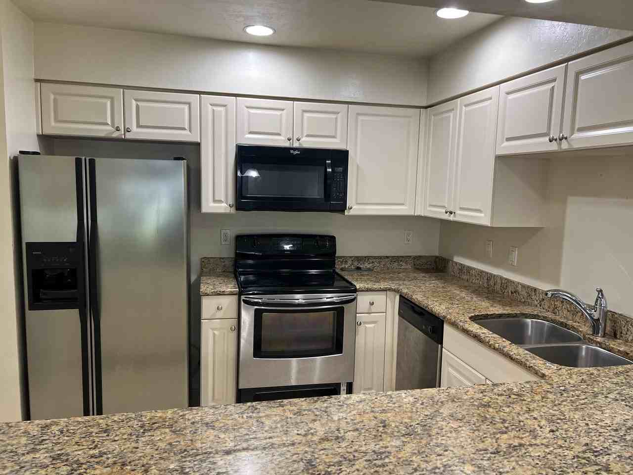 3430 3430 Santa Barbara - 4 #4 - Photo 2 of 19