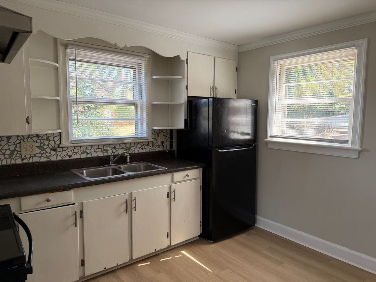 4300 Tremont St - Photo 6 of 18