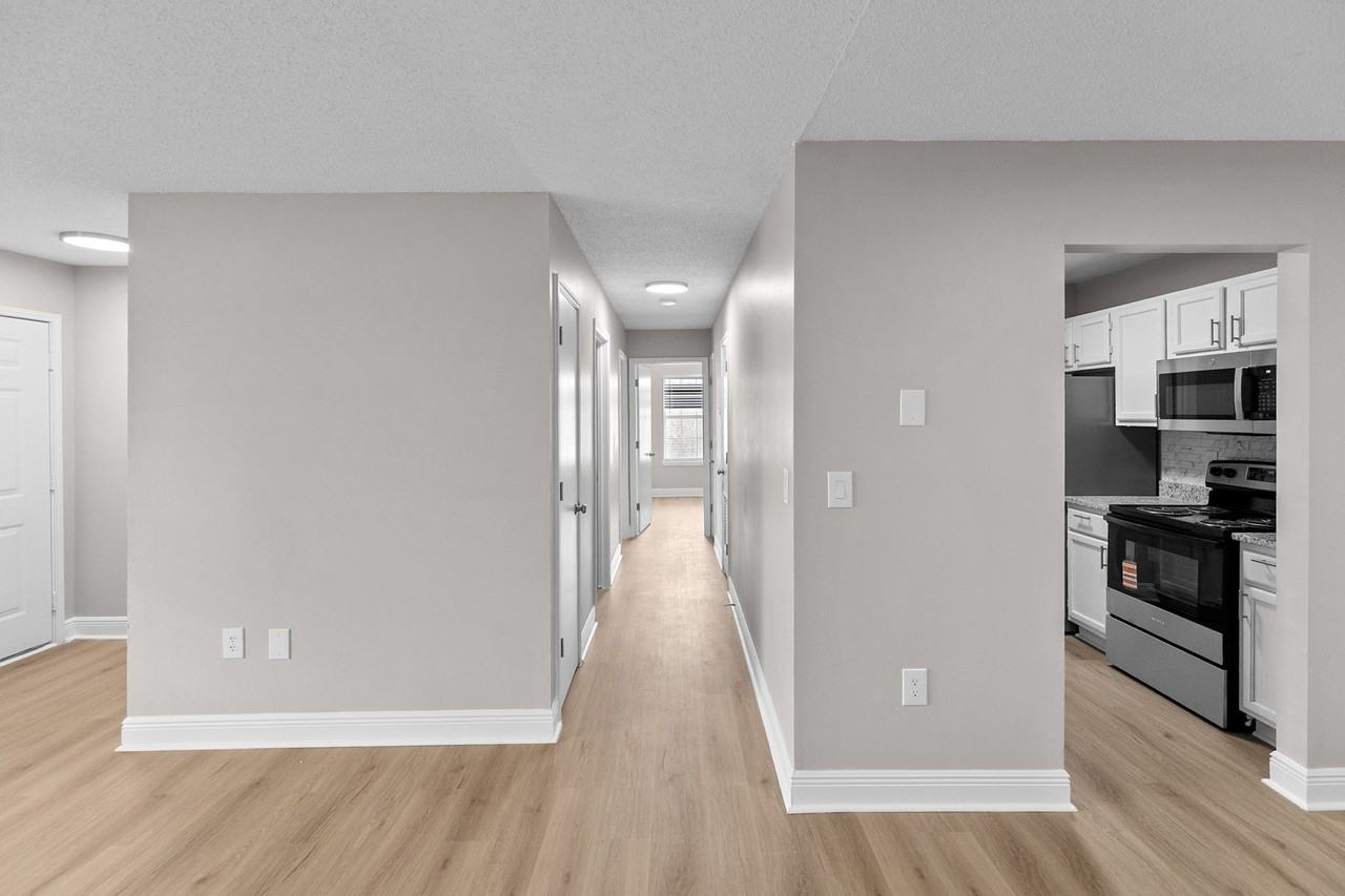 Megan Manor - Photo 7 of 22