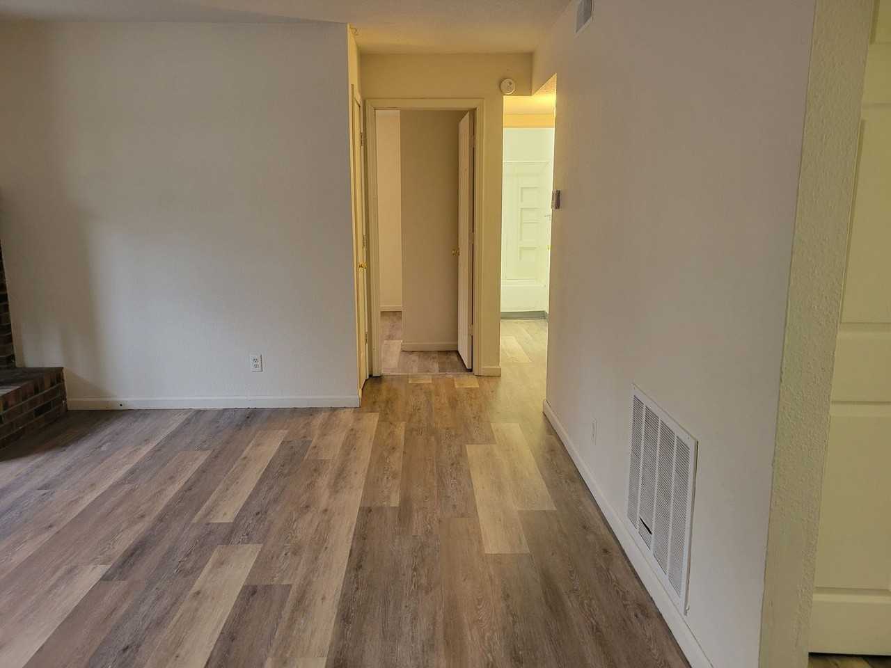 dew3941 - Photo 2 of 16