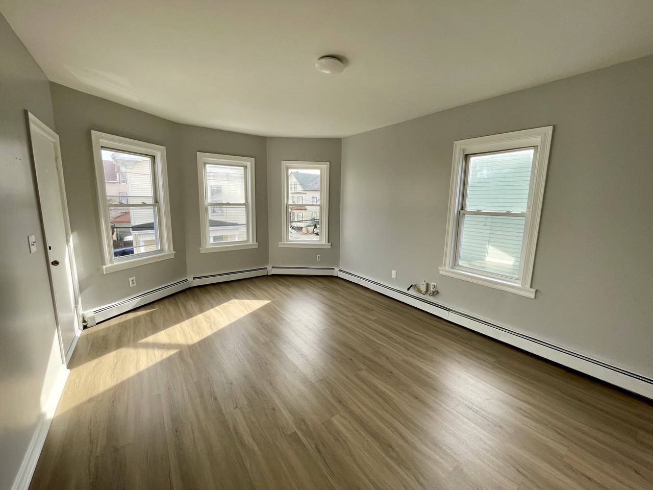 48 Pekin St #2 - Photo 2 of 9