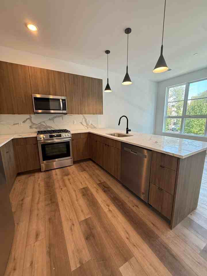 281 Halsey St #504 - Photo 2 of 10