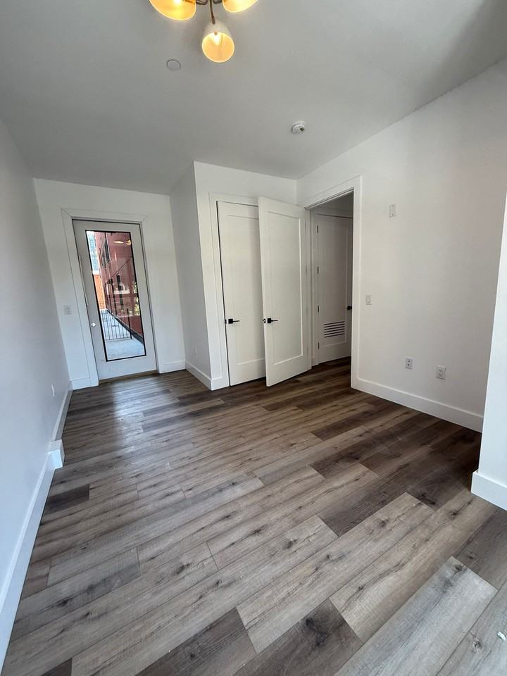 281 Halsey St #504 - Photo 6 of 10