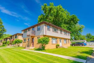 1902 Lake Point Dr #4 - Photo 1 of 1