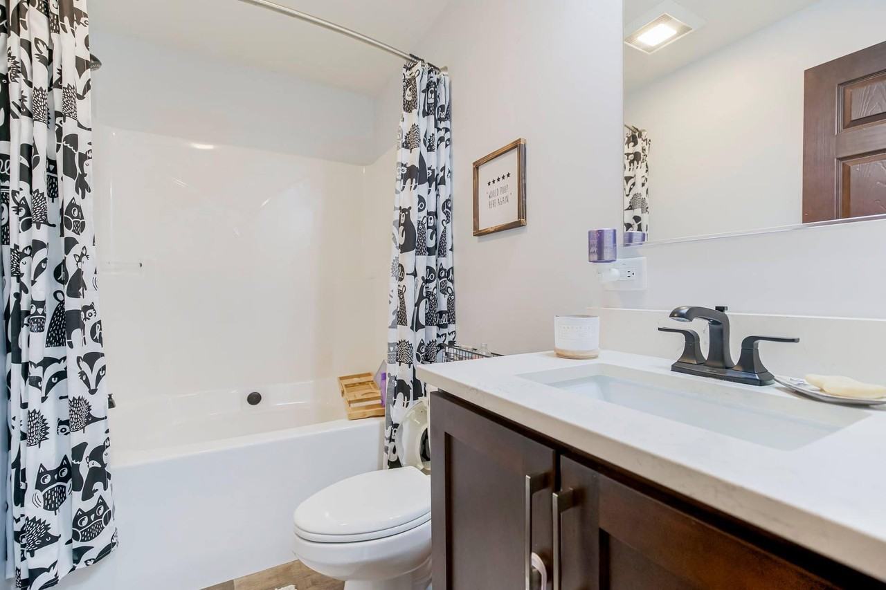 2030 Agnes Ave #NA - Photo 6 of 11