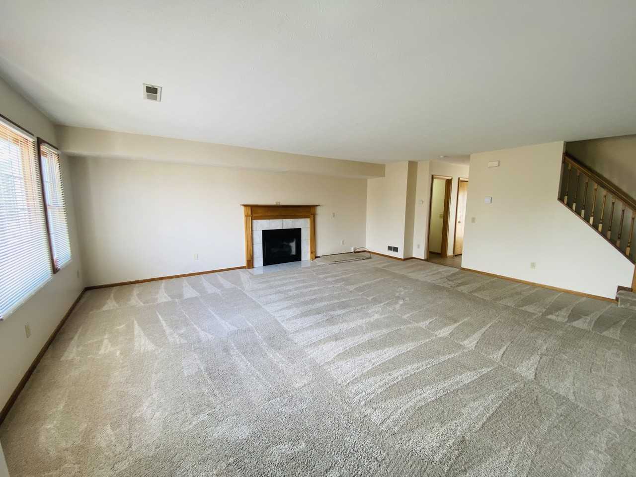 7491 Shisler St Ne #7491 - Photo 2 of 20