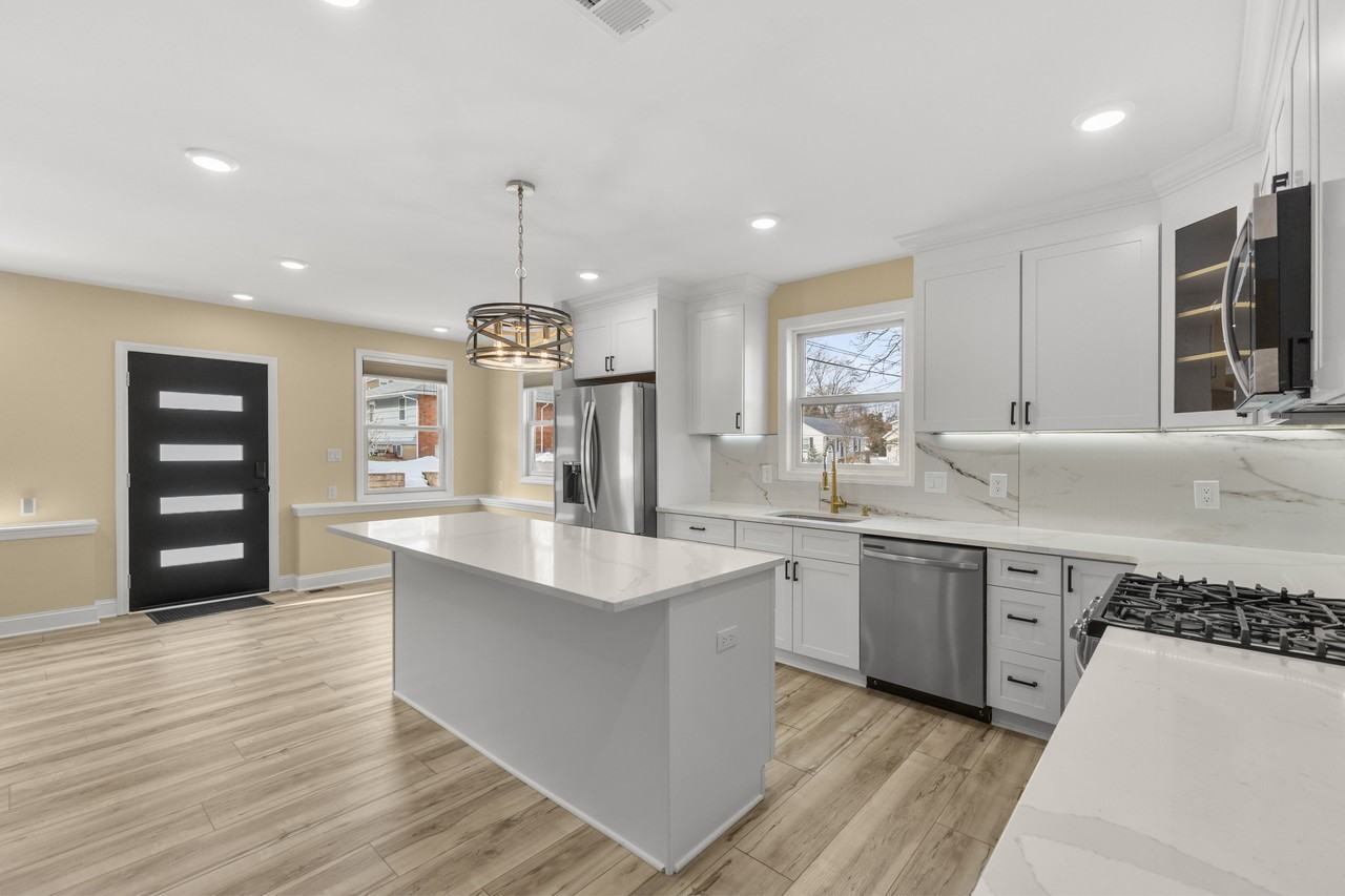 66 Stanley Rd #1 - Photo 3 of 20