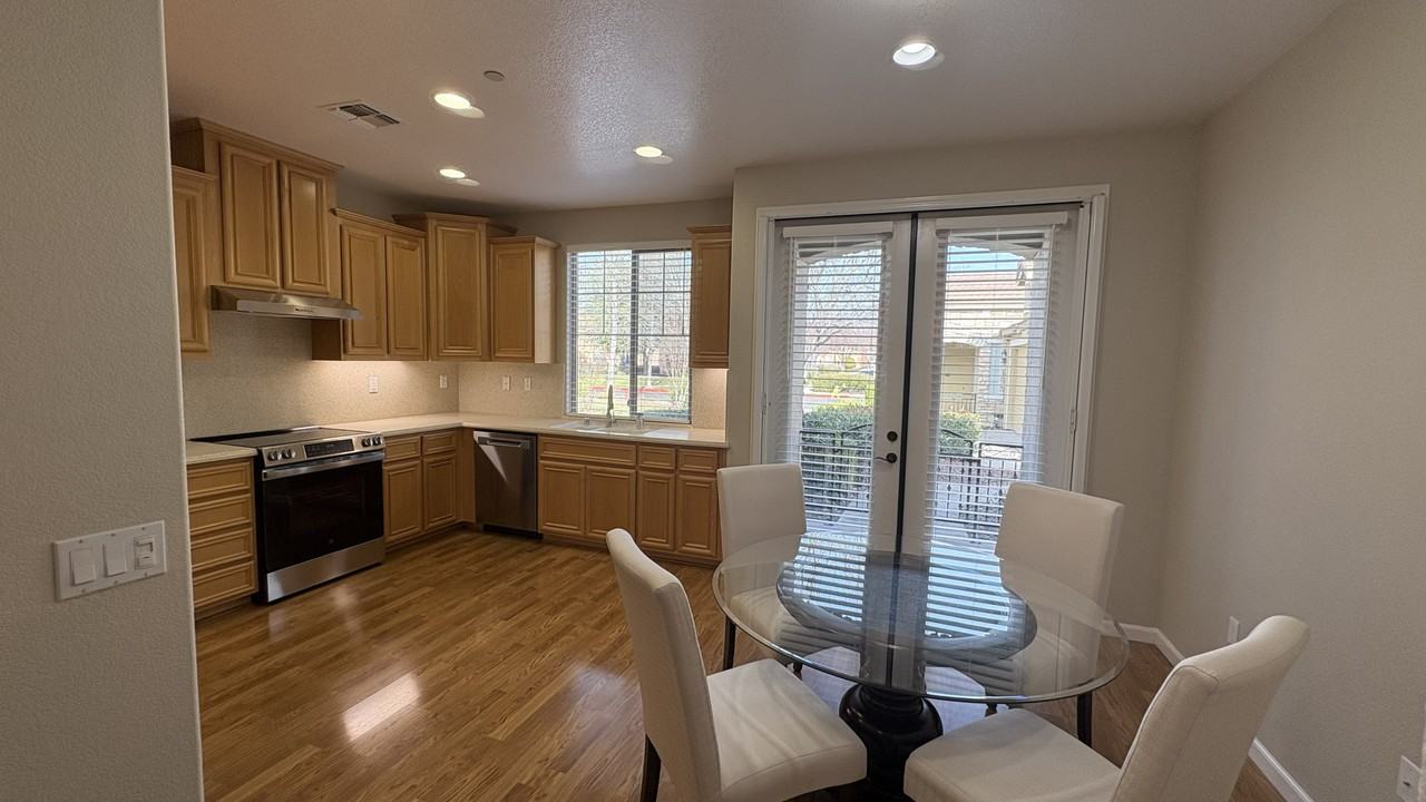 1184 Marseille Ln #NA - Photo 3 of 7