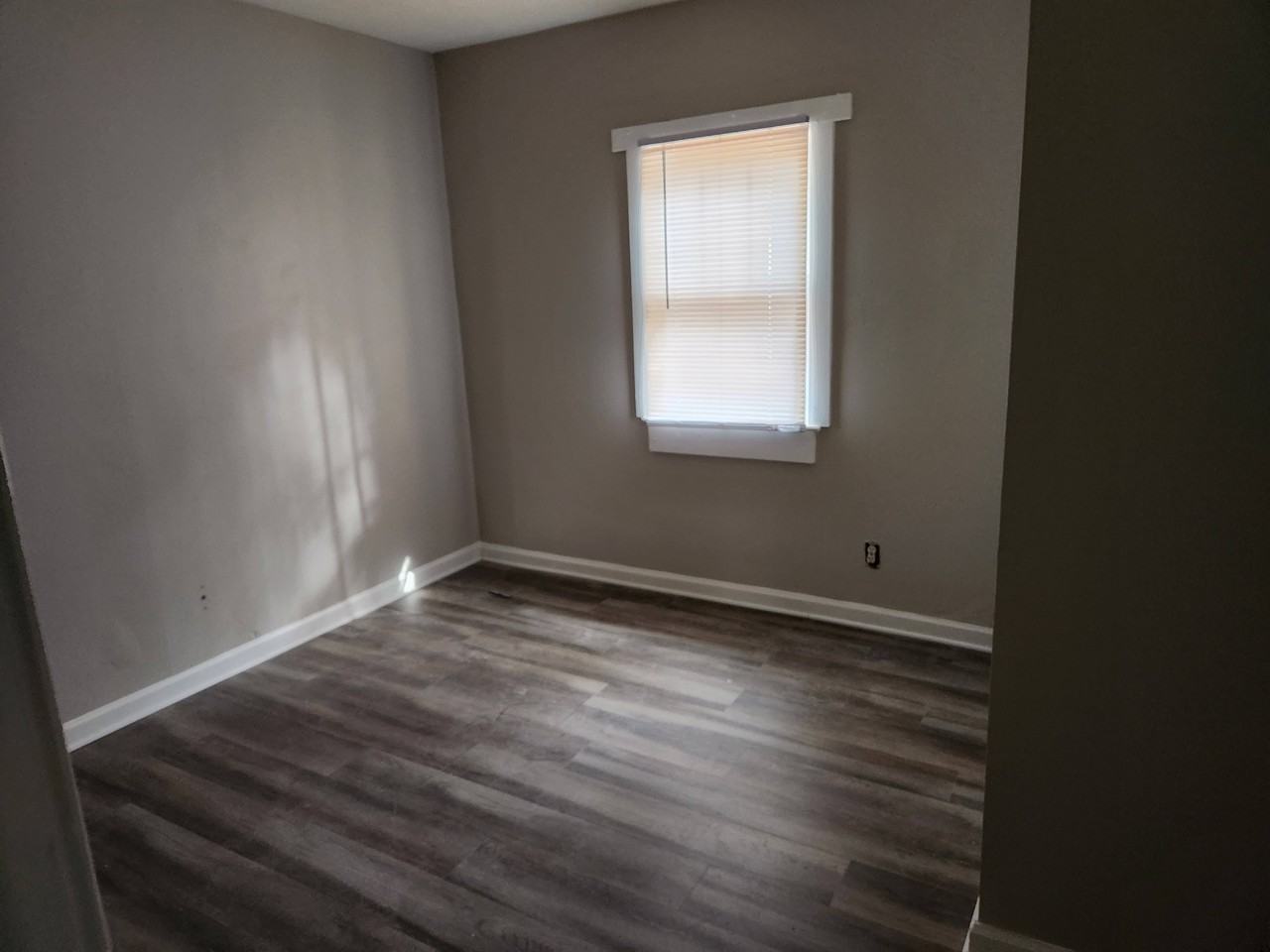 55 Belmont Ct #NA - Photo 5 of 9