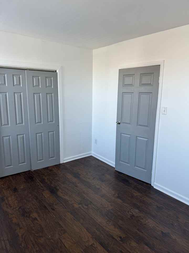 424 E Girard Ave #3FL - Photo 5 of 7