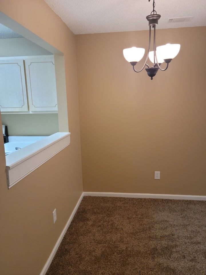 910 Brett Dr #29 - Photo 2 of 7