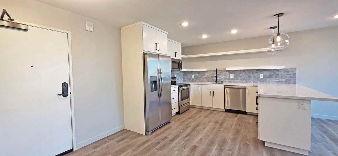 The Cornelian - Photo 4 of 50