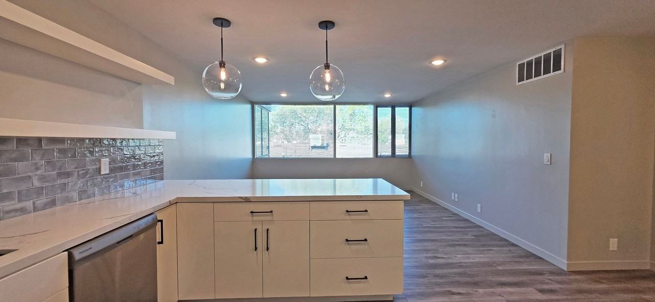 The Cornelian - Photo 5 of 50