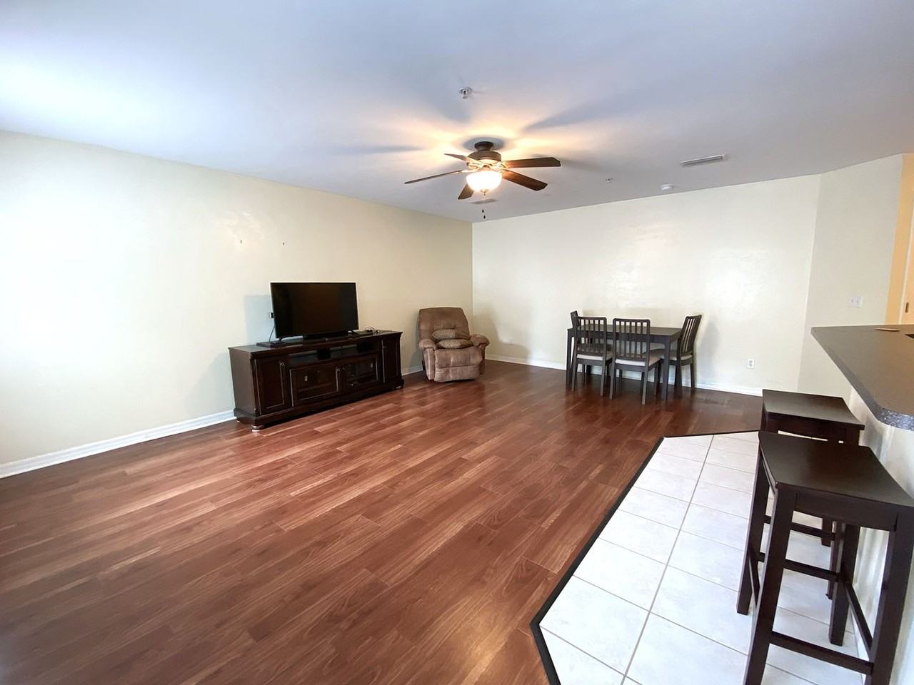 4215 Sw 31st Dr - Photo 4 of 24