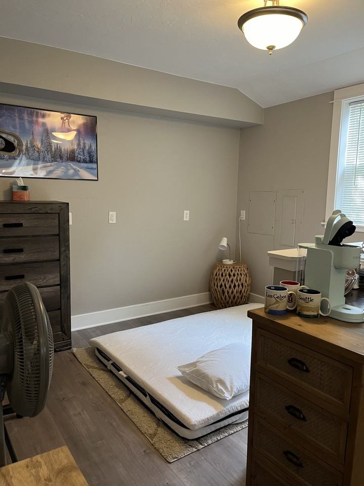 N Hanley Ave & Benepe St #B - Photo 4 of 10