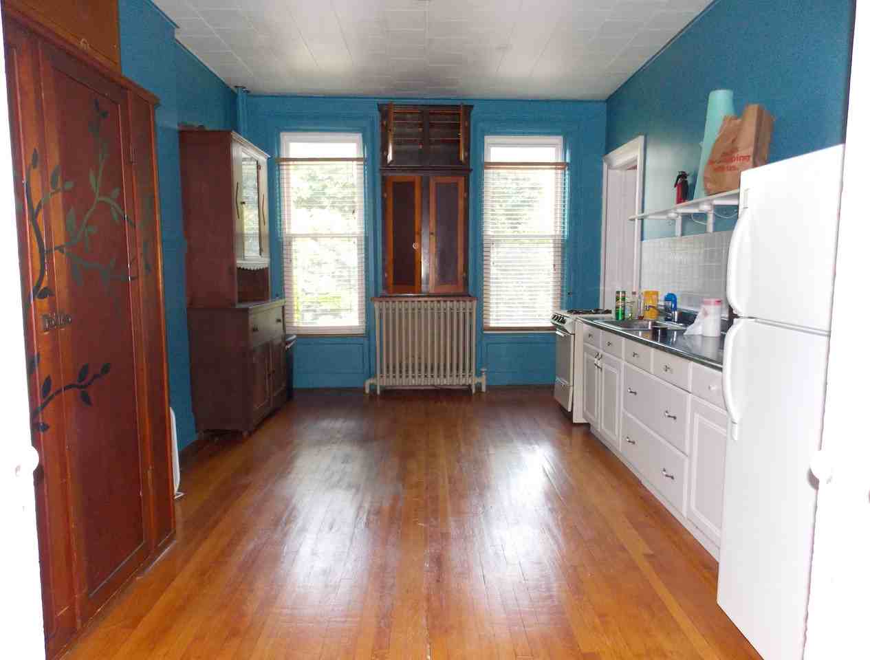 Central Ave #A - Photo 2 of 3