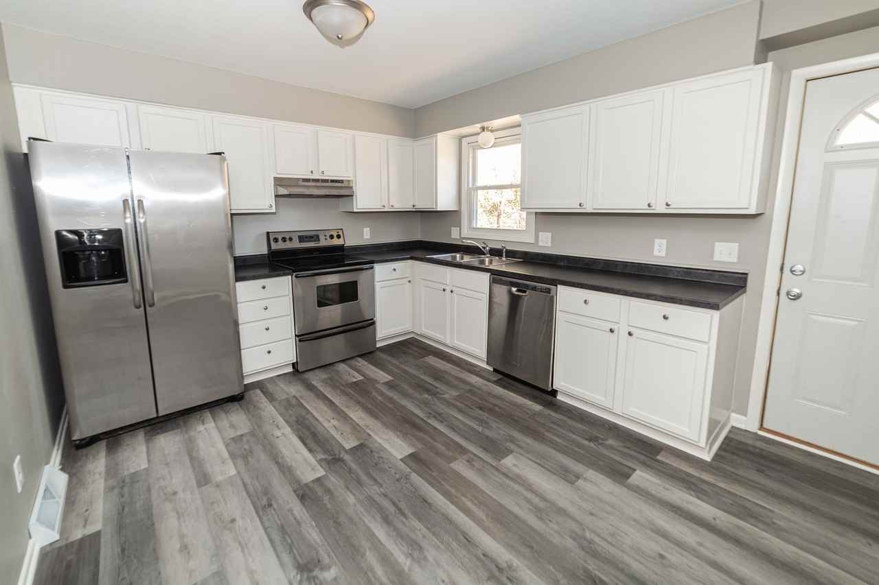 4444 Park Lawn Dr #NA - Photo 4 of 26