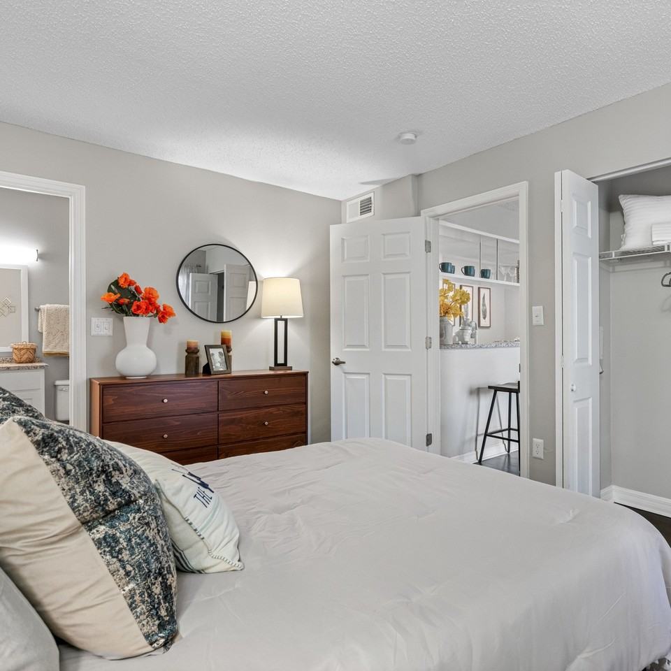 6161 Beacon Isles Dr #2 - Photo 3 of 24