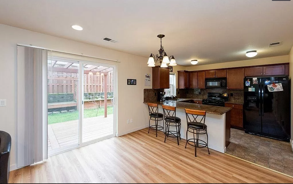 148 N Birch St #NA - Photo 5 of 13