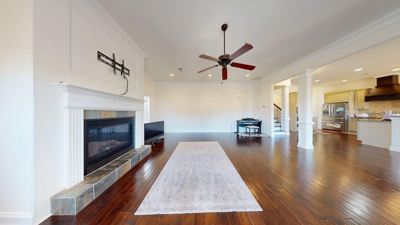 1305 Southridge Ct - Photo 7 of 18