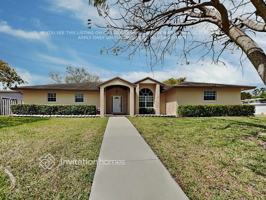 featured image of 19730 Sw 87th Pl