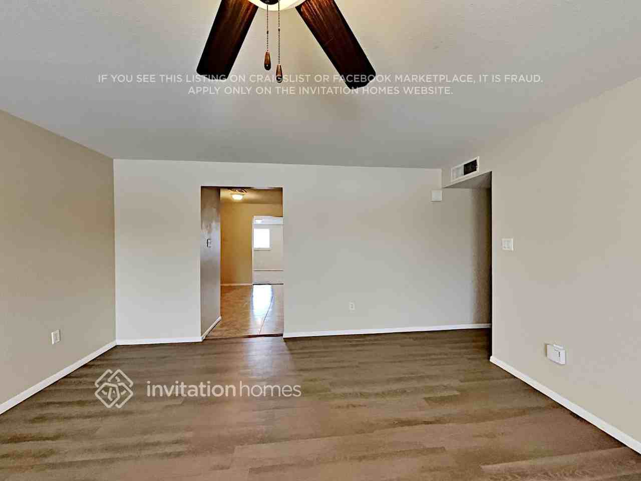 7331 W Sells Dr - Photo 4 of 19