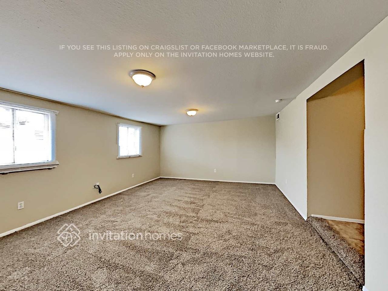 7331 W Sells Dr - Photo 5 of 19