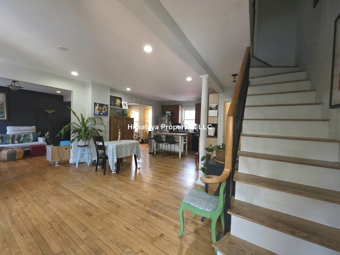 5 Gore Street Pl - Photo 4 of 22