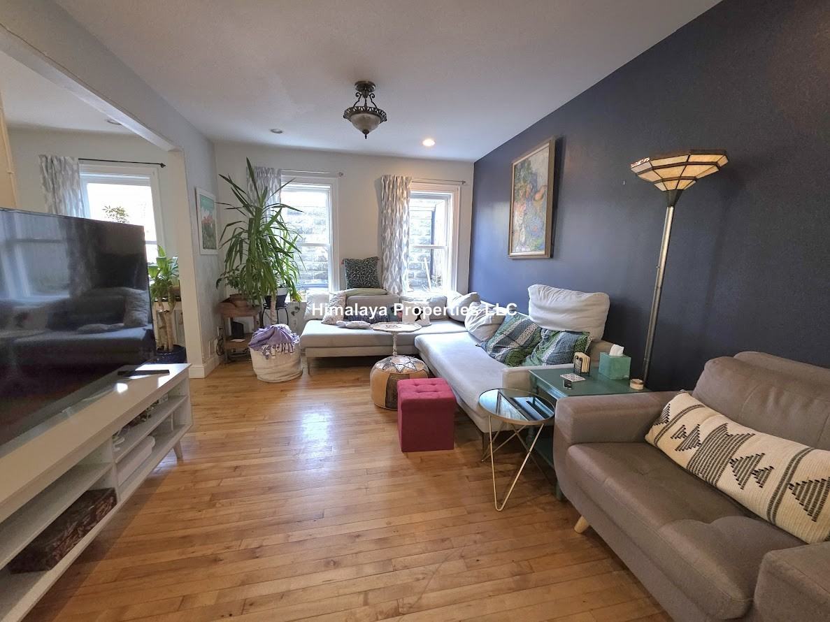 5 Gore Street Pl - Photo 7 of 22