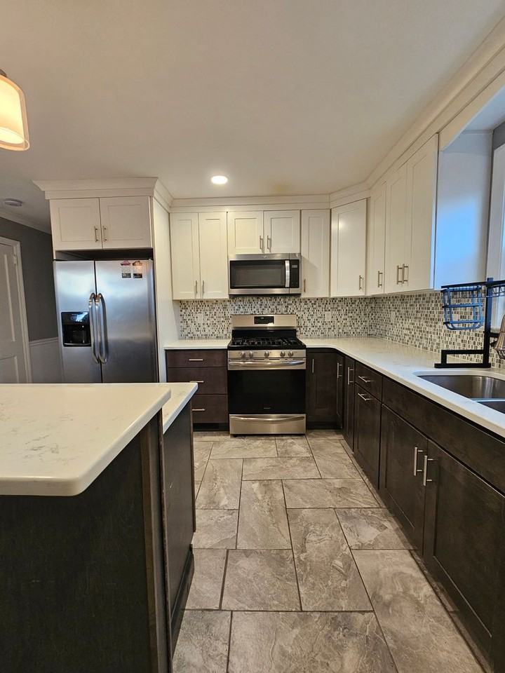 923 Rohrerstown Rd - Photo 4 of 16