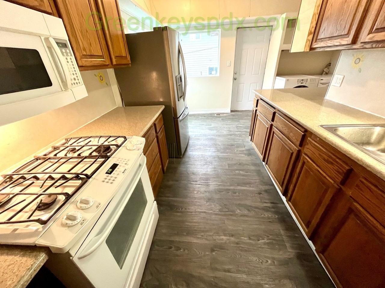 508 Se Walnut St - Photo 2 of 23